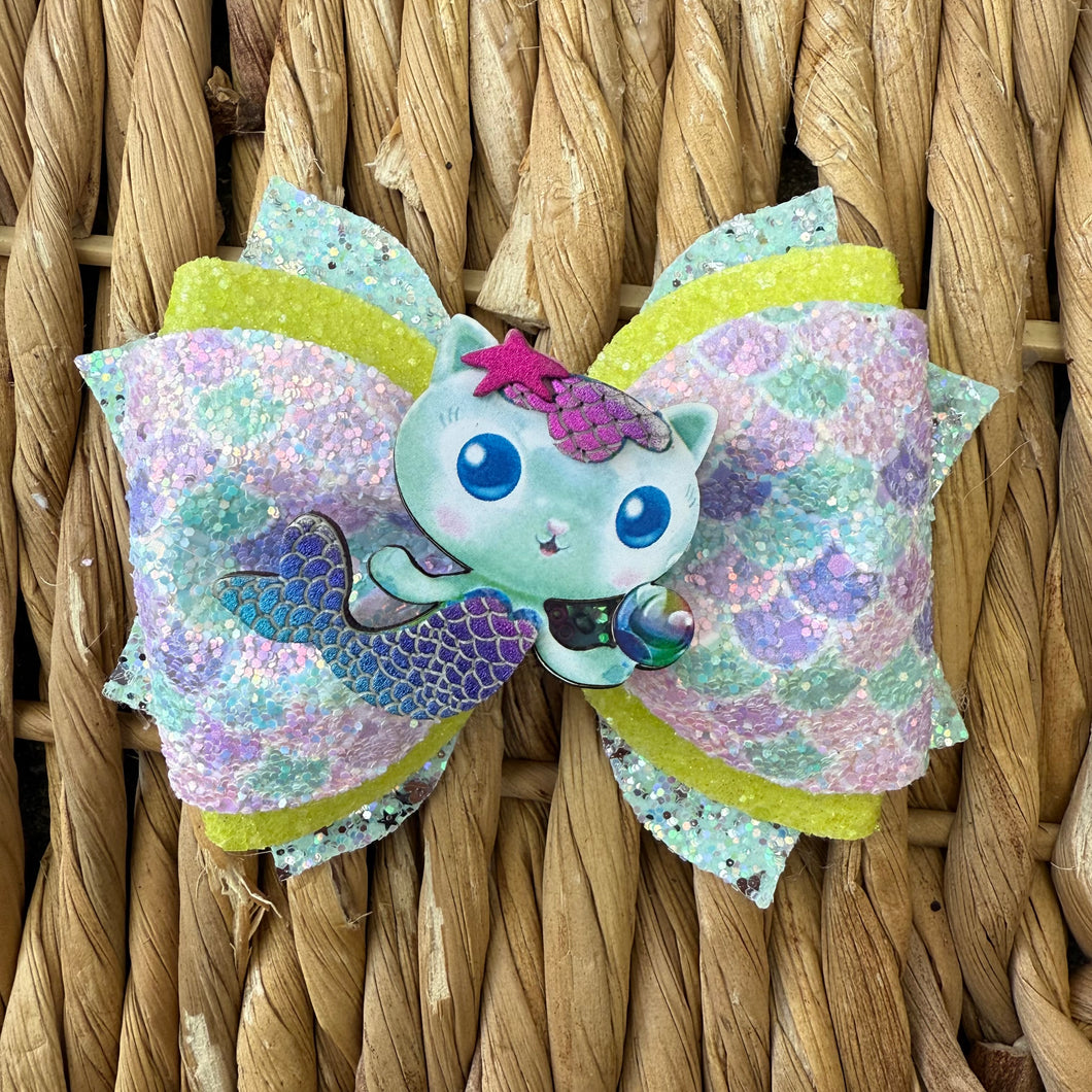 Mermaid Cat 5in Mena W/ Center